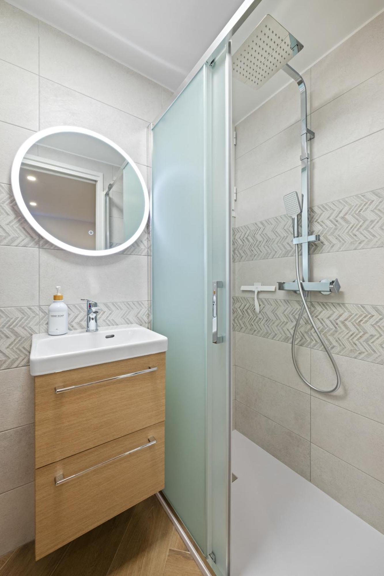 La Perle Apartment Ментона Екстериор снимка